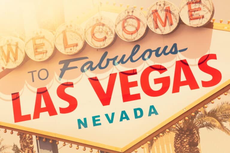 21 Summer Adventures in Vegas