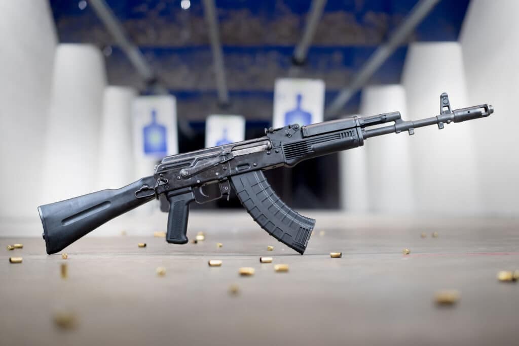 machine gun at a shooting range in las vegas